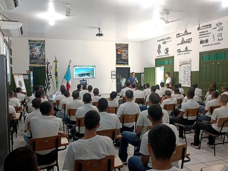 Noticia prefeito-participa-da-aula-inaugural-da-nova-turma-do-tg