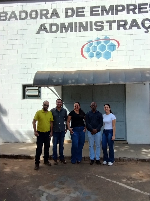 Noticia nucleo-incubadora-e-referencia-para-equipe-de-pereira-barreto
